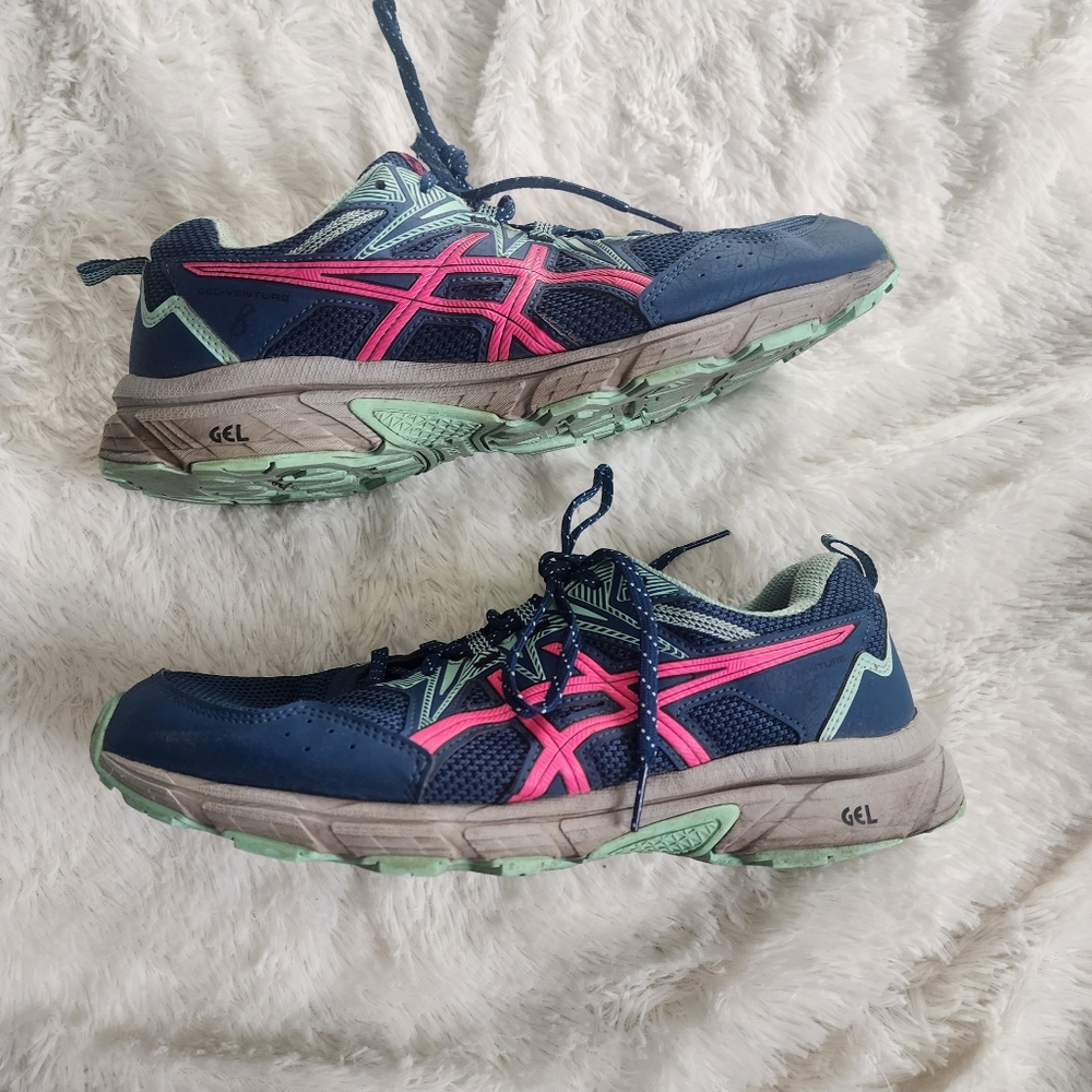 Asics gel venture 8 pink and blue running shoes women's size 11